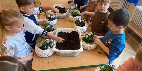 Powiększ grafikę: Warsztaty,, Kwiatowy koszyczek''