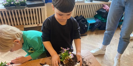 Powiększ grafikę: Warsztaty,, Kwiatowy koszyczek''