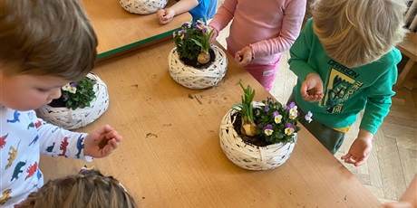 Powiększ grafikę: Warsztaty,, Kwiatowy koszyczek''