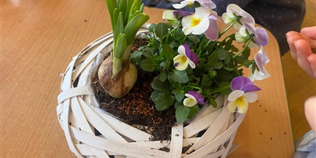 Powiększ grafikę: Warsztaty,, Kwiatowy koszyczek''