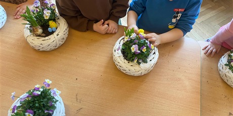 Powiększ grafikę: Warsztaty,, Kwiatowy koszyczek''