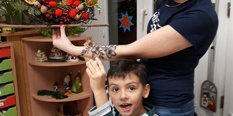 Powiększ grafikę: Warsztaty Bożonarodzeniowe w Koszałkach z Rodzicami 