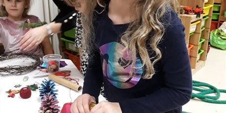 Powiększ grafikę: Warsztaty Bożonarodzeniowe w Koszałkach z Rodzicami 