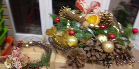 Powiększ grafikę: Warsztaty Bożonarodzeniowe w Koszałkach z Rodzicami 