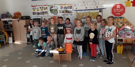 Powiększ grafikę: Warsztaty plastyczno-badawcze z kawą