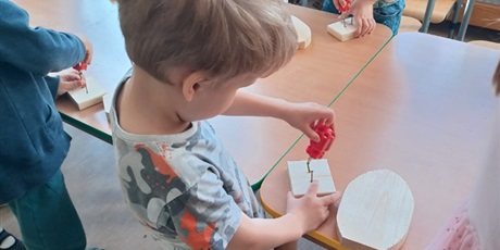 Powiększ grafikę: Warsztaty stolarskie 8.04