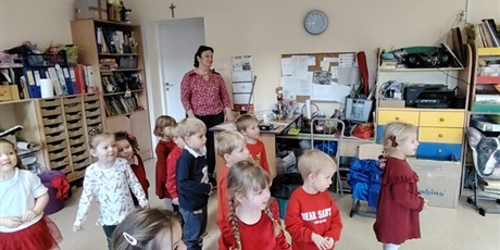 Powiększ grafikę: Wizyta Elfa i Mikołaja 