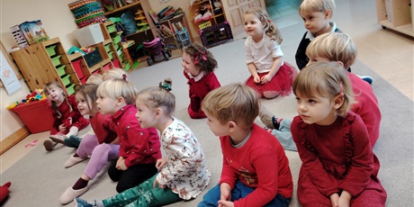 Powiększ grafikę: Wizyta Elfa i Mikołaja 