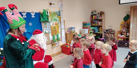 Powiększ grafikę: Wizyta Elfa i Mikołaja 