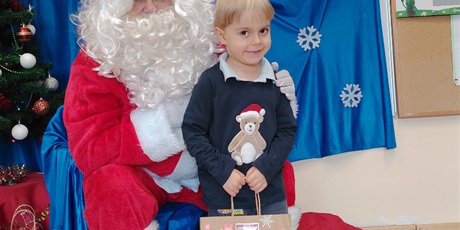 Powiększ grafikę: Wizyta Elfa i Mikołaja 