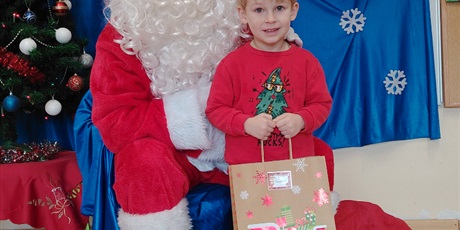 Powiększ grafikę: Wizyta Elfa i Mikołaja 