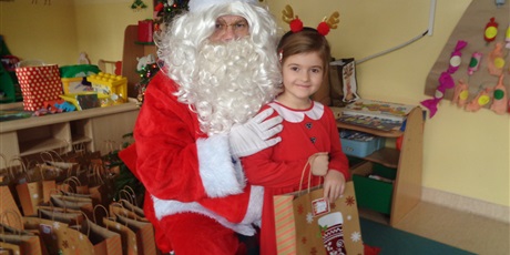 Powiększ grafikę: Wizyta Elfa i Mikołaja