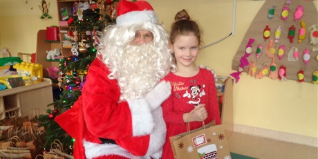 Powiększ grafikę: Wizyta Elfa i Mikołaja