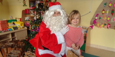 Powiększ grafikę: Wizyta Elfa i Mikołaja