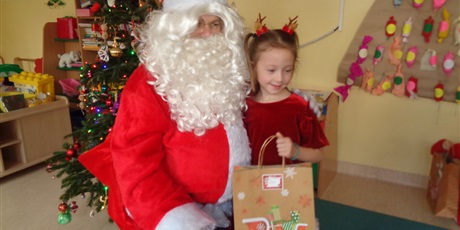 Powiększ grafikę: Wizyta Elfa i Mikołaja