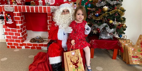 Powiększ grafikę: Wizyta Mikołaja i Elfa 