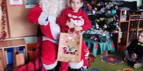 Powiększ grafikę:  Wizyta Świętego Mikołaja i Elfa – prezenty i świąteczna zabawa