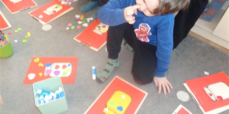 Powiększ grafikę: Wizyta w bibliotece