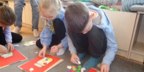 Powiększ grafikę: Wizyta w bibliotece