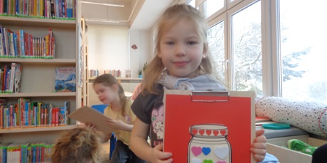 Powiększ grafikę: Wizyta w bibliotece