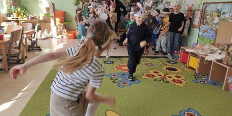 Powiększ grafikę: Wizyta Wielkanocnego Zajączka