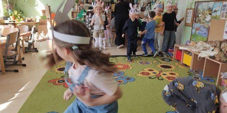 Powiększ grafikę: Wizyta Wielkanocnego Zajączka