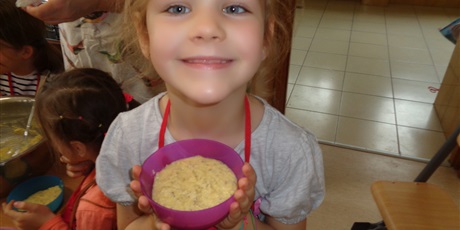 Powiększ grafikę: Wspólne gotowanie