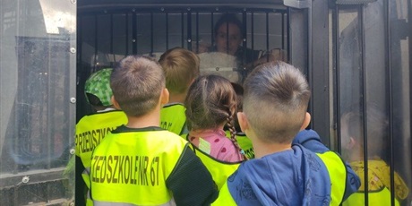 Powiększ grafikę: Wycieczka do Nowego Portu na komisariat policji