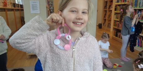 Powiększ grafikę: Wyjście do biblioteki