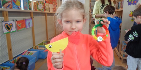 Powiększ grafikę: Wyjście do biblioteki