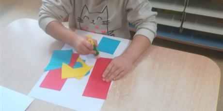 Powiększ grafikę: Zajęcia o kosmosie w grupie Kransnoludków