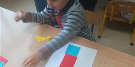 Powiększ grafikę: Zajęcia o kosmosie w grupie Kransnoludków