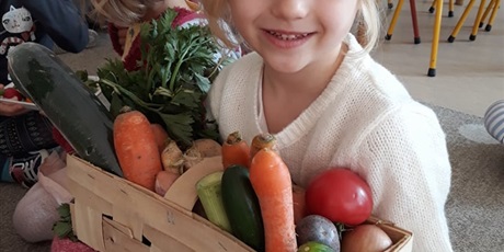 Powiększ grafikę: Zajęcia o owocach i warzywach