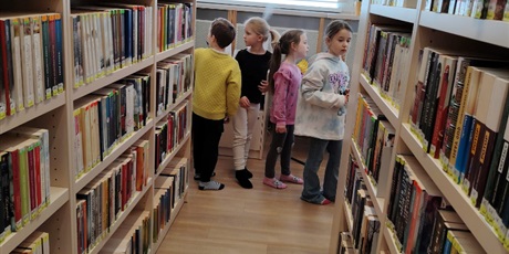 Powiększ grafikę: Zajęcia w bibliotece