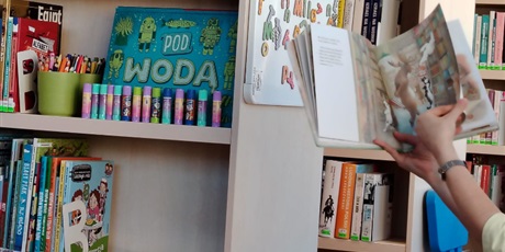 Powiększ grafikę: Zajęcia w bibliotece
