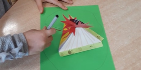 Powiększ grafikę: Zajęcia  - wulkan