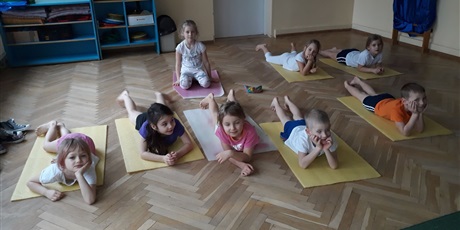 Powiększ grafikę: Zajęcia z gimnastyki korekcyjnej