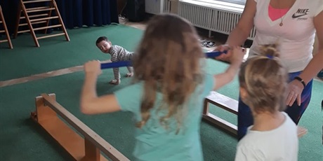 Powiększ grafikę: Zajęcia z gimnastyki korekcyjnej