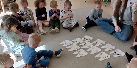 Powiększ grafikę: Zajęcia z logopedą