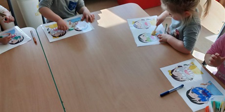 Powiększ grafikę: Zajęcia z logopedą