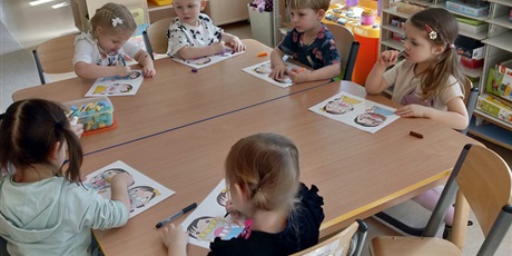 Powiększ grafikę: Zajęcia z logopedą