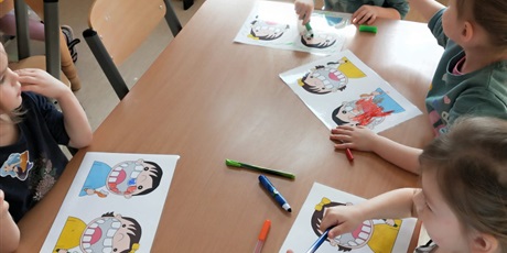 Powiększ grafikę: Zajęcia z logopedą