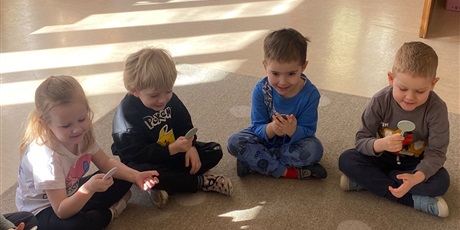 Powiększ grafikę: Zajęcia z panią logopedką Maritą