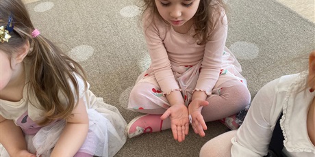 Powiększ grafikę: Zajęcia z panią logopedką Maritą