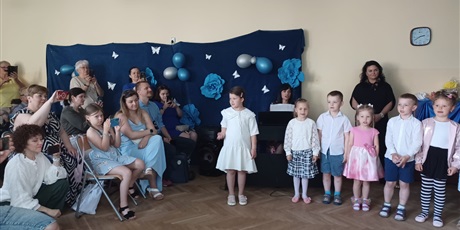 Powiększ grafikę: Zakończenie roku