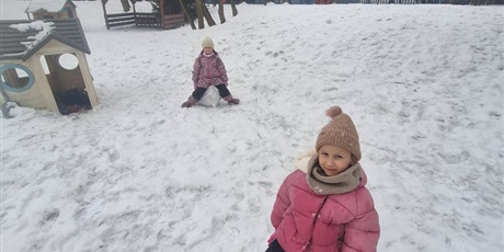 Powiększ grafikę: Zimowe zabawy