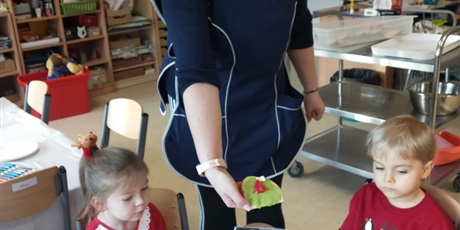 Powiększ grafikę: Zimowo-Mikołajkowe kanapki