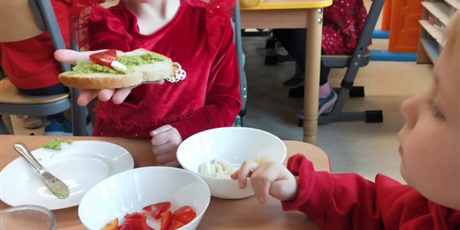 Powiększ grafikę: Zimowo-Mikołajkowe kanapki