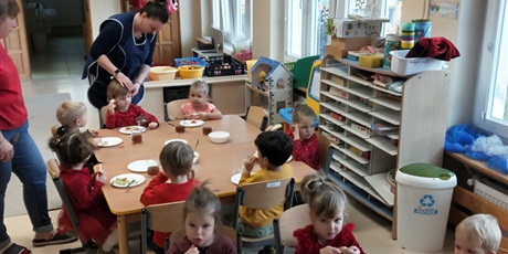 Powiększ grafikę: Zimowo-Mikołajkowe kanapki